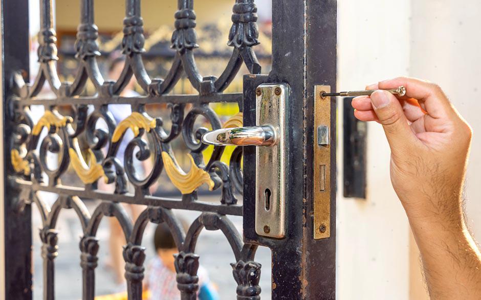 serrurier exploitation des etabissements Le Blanc-Mesnil